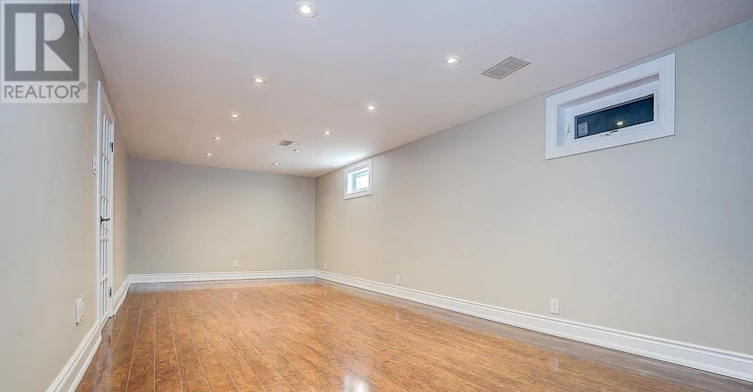37 Dallington Drive, Toronto, ON, M2J 2G4 - 40