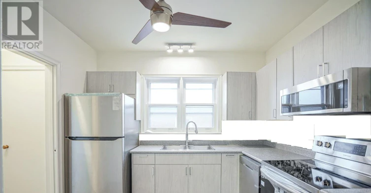 3-293 Indian Grove W, Toronto, ON, M6P 2H6 - 9
