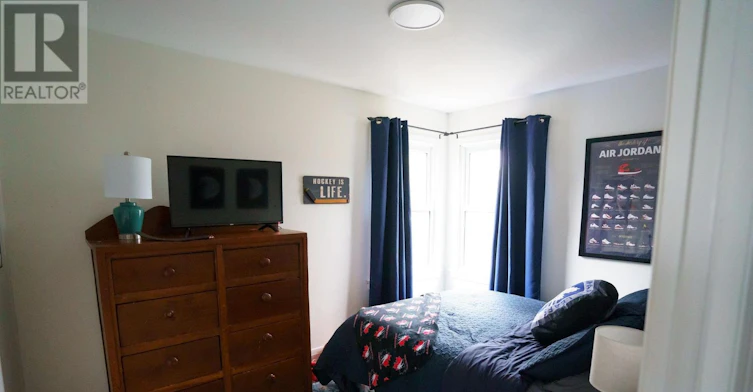93 Grass Avenue, St. Catharines, ON, L2R 1T2 - 10