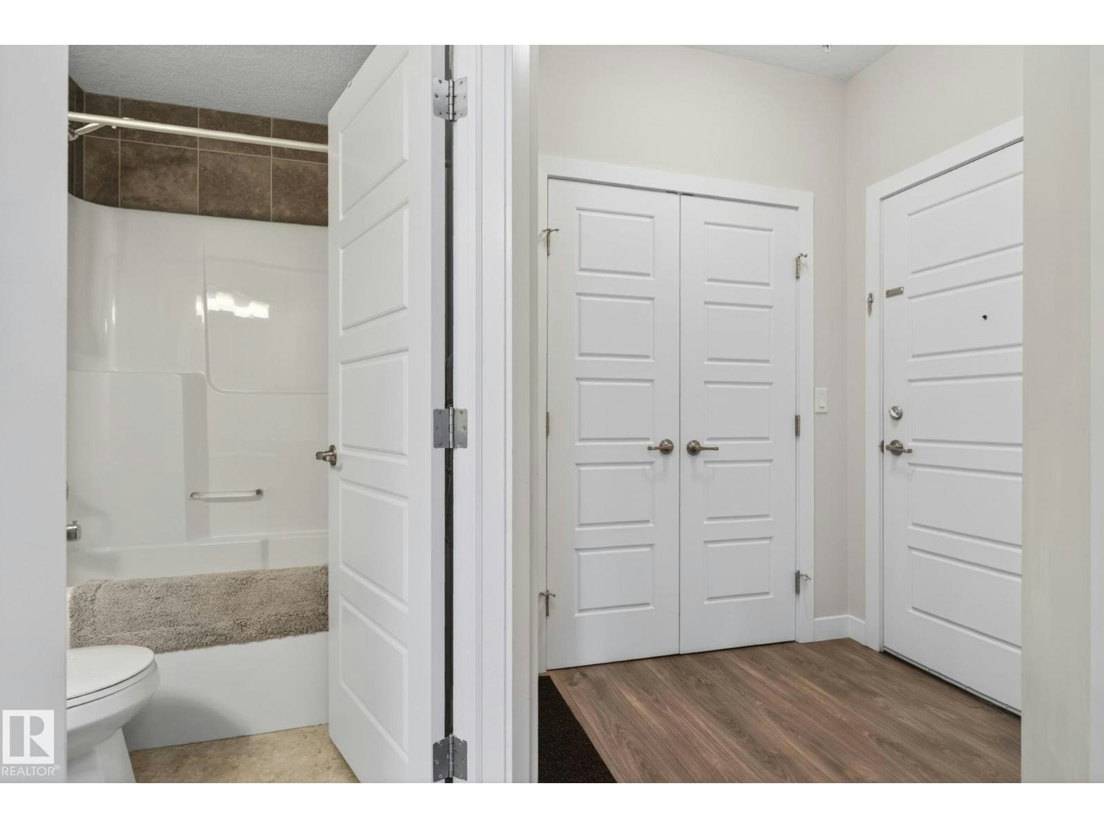 104-2588 Anderson Wy SW - 3