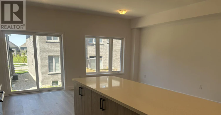 22 Mcaush Street, Barrie, ON, L9J 0V6 - 7