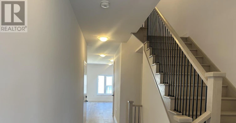 22 Mcaush Street, Barrie, ON, L9J 0V6 - 3