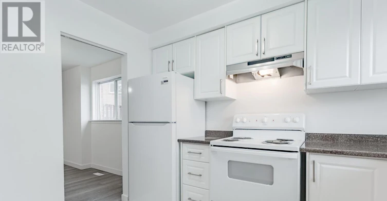 23-44 Romfield Drive, Toronto, ON, M3J 1K3 - 7