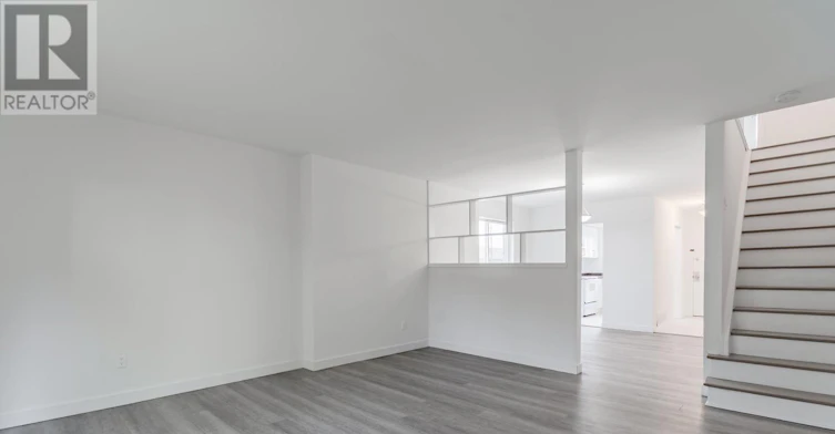 23-44 Romfield Drive, Toronto, ON, M3J 1K3 - 17