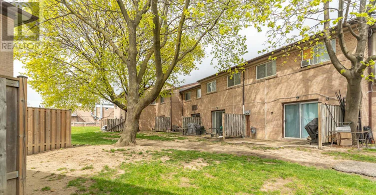 23-44 Romfield Drive, Toronto, ON, M3J 1K3 - 32