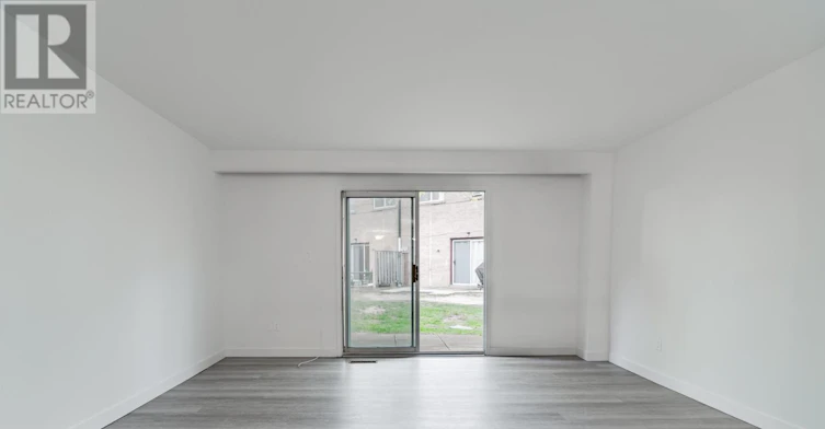 23-44 Romfield Drive, Toronto, ON, M3J 1K3 - 15