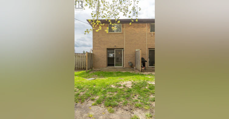 23-44 Romfield Drive, Toronto, ON, M3J 1K3 - 37