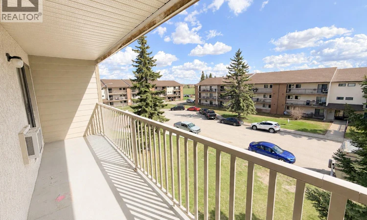 301 203a Tait Place