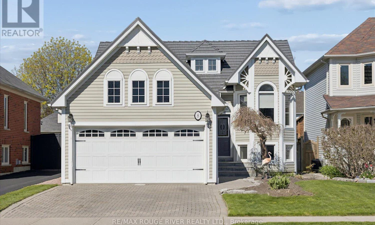 8 Rosemarie Crescent
