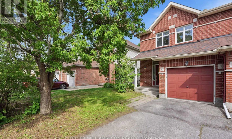 121 Thornbury Crescent