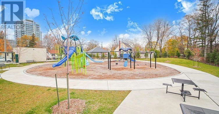 2302-1 Grandview Avenue, Markham, ON, L3T 0G7 - 27