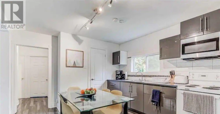 378 Drewry Avenue, Toronto, ON, M2R 2K4 - 3