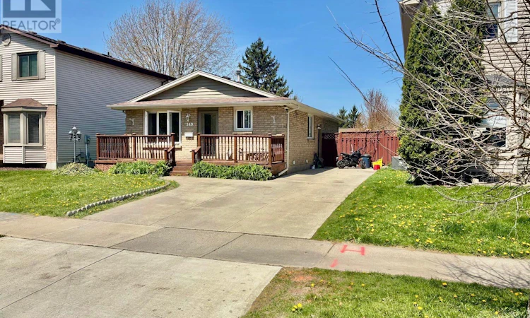 349 Banbury Crescent
