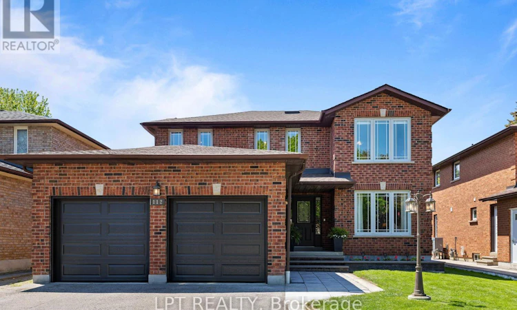 112 Doris Crescent