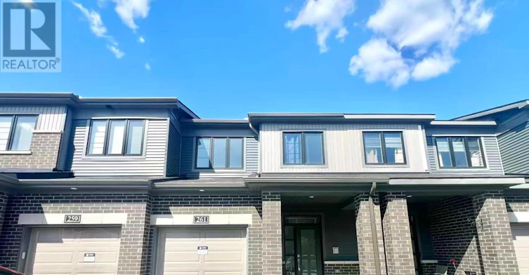 261 Elsie Macgill Walk, Ottawa, ON, K2W 0L4 - 2