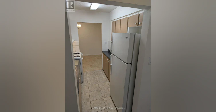 202A-2044 Arrowsmith Drive, Ottawa, ON, K1J 7V8 - 7