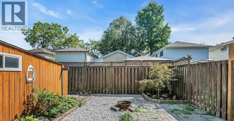 9015 Copperfield Court, Windsor, ON, N8S 4H2 - 23