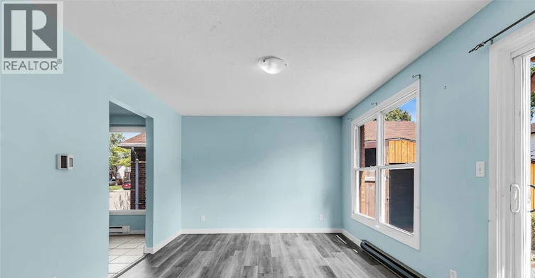 9015 Copperfield Court, Windsor, ON, N8S 4H2 - 5