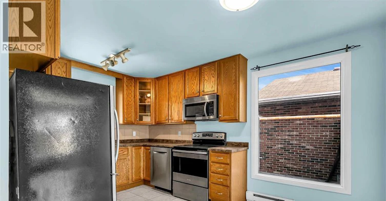 9015 Copperfield Court, Windsor, ON, N8S 4H2 - 11