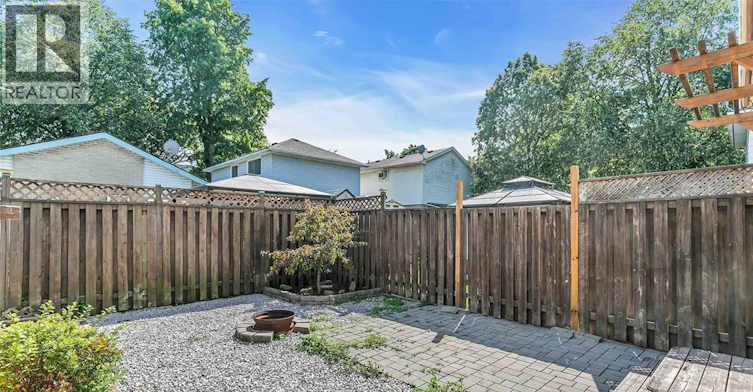 9015 Copperfield Court, Windsor, ON, N8S 4H2 - 24
