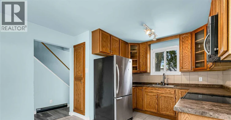 9015 Copperfield Court, Windsor, ON, N8S 4H2 - 10