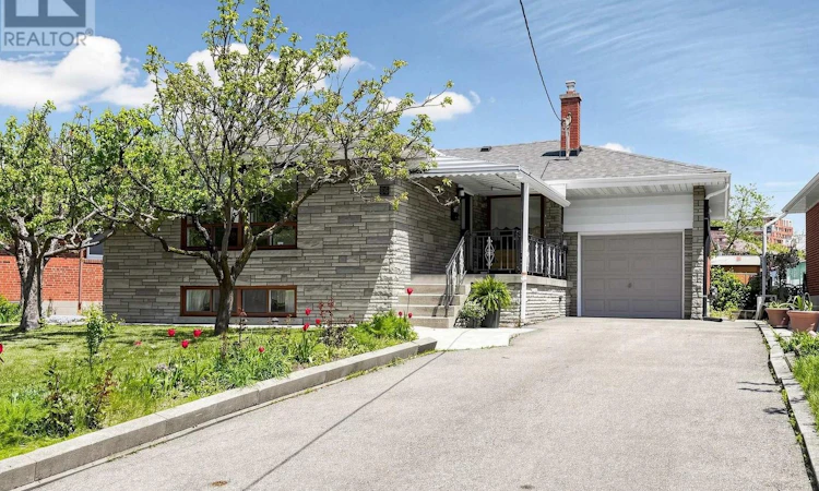 86 Whitburn Crescent