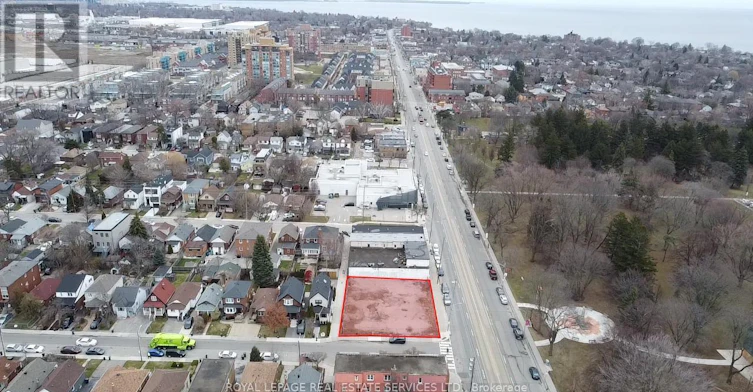 3142 Lake Shore Boulevard W, Toronto, ON, M8V 1L4 - 5