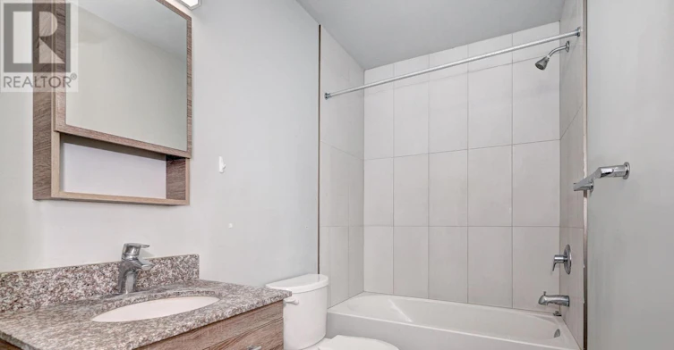 1104-318 Spruce Street W, Waterloo, ON, N2L 3M7 - 13