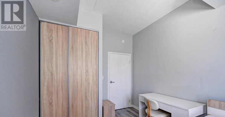 1104-318 Spruce Street W, Waterloo, ON, N2L 3M7 - 15