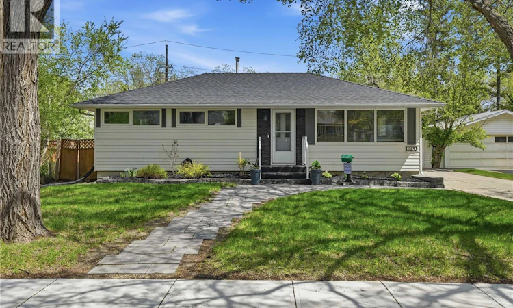 1120 Broadway Avenue E