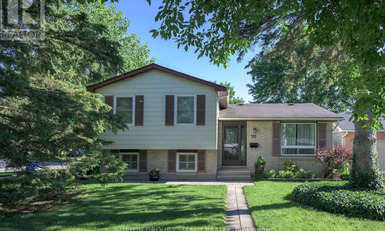 99 Inverary Crescent