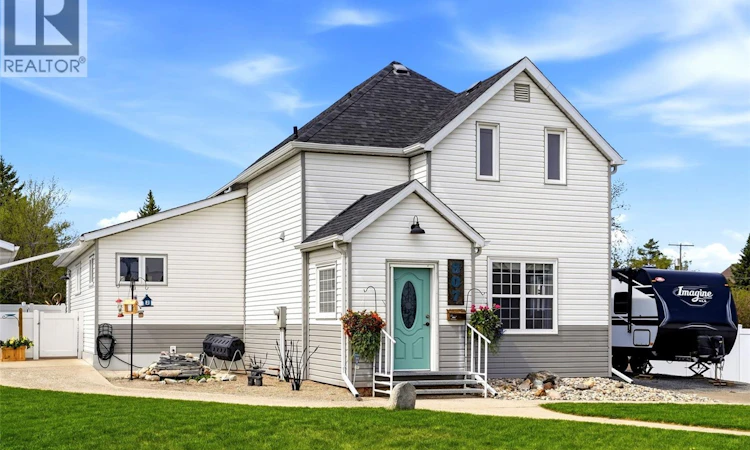 807 Woodward Avenue