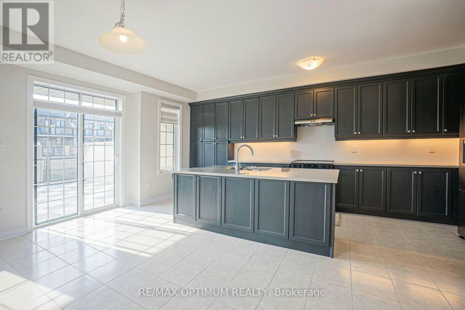 70 Keyworth Crescent, Brampton, ON, L6R 4E6 - 8