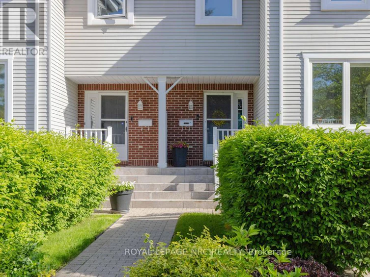 13-1 Lakeside Drive, St. Catharines, ON, L2M 1P3 - 13