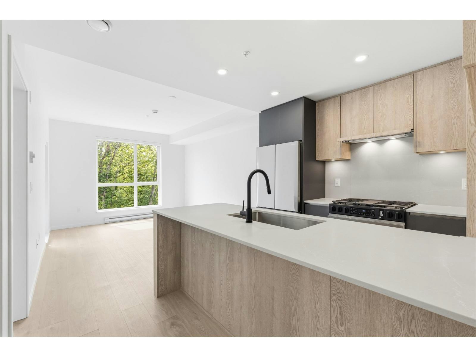 505-19577 65b Avenue, Surrey, BC, V4N 6B5 - 2