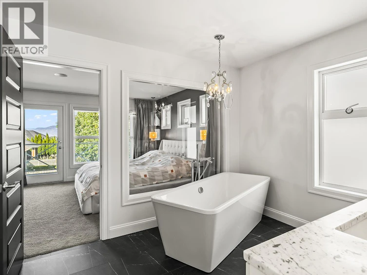311 Providence Avenue, Kelowna, BC, V1W 5C1 - 42