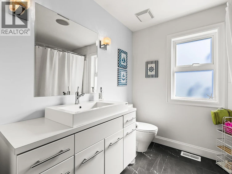 311 Providence Avenue, Kelowna, BC, V1W 5C1 - 46