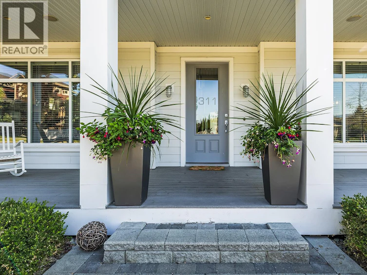 311 Providence Avenue, Kelowna, BC, V1W 5C1 - 4