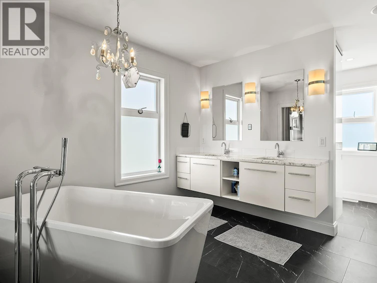 311 Providence Avenue, Kelowna, BC, V1W 5C1 - 41