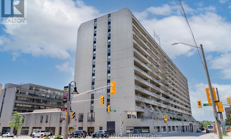 511-55 William Street E