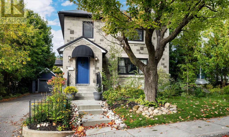 81 Ivy Crescent