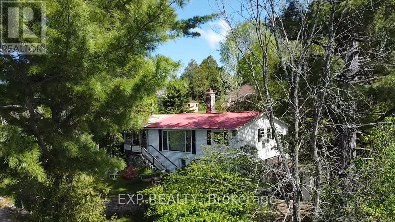 72B Bridge Street, Addington Highlands, ON, K0H 1L0