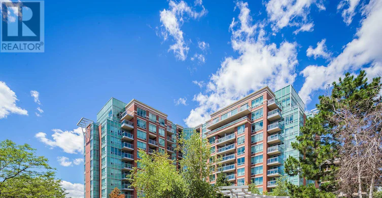 215-48 Suncrest Boulevard, Markham, ON, L3T 7Y5 - 2