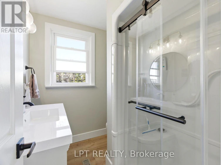 30 Sauble River Road, Lambton Shores, ON, N0M 1T0 - 16
