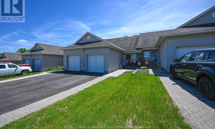 61 Van Horne Avenue