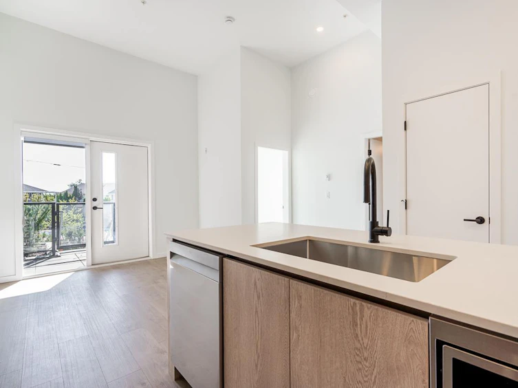 304-19577 65b Avenue, Surrey, BC, V4N 6B5 - 14