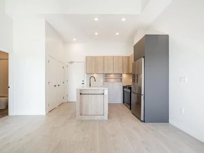 304-19577 65b Avenue - 3