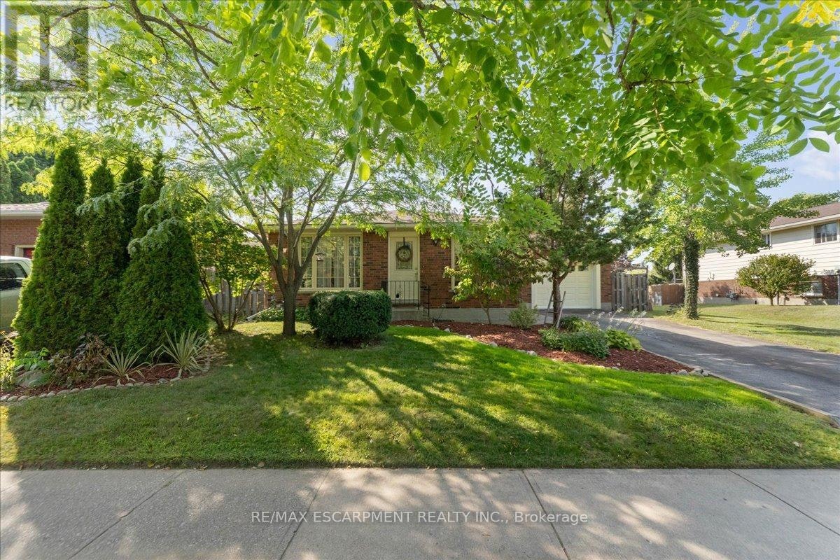 32 Donly Drive N, Norfolk County, ON, N3Y 4Z8