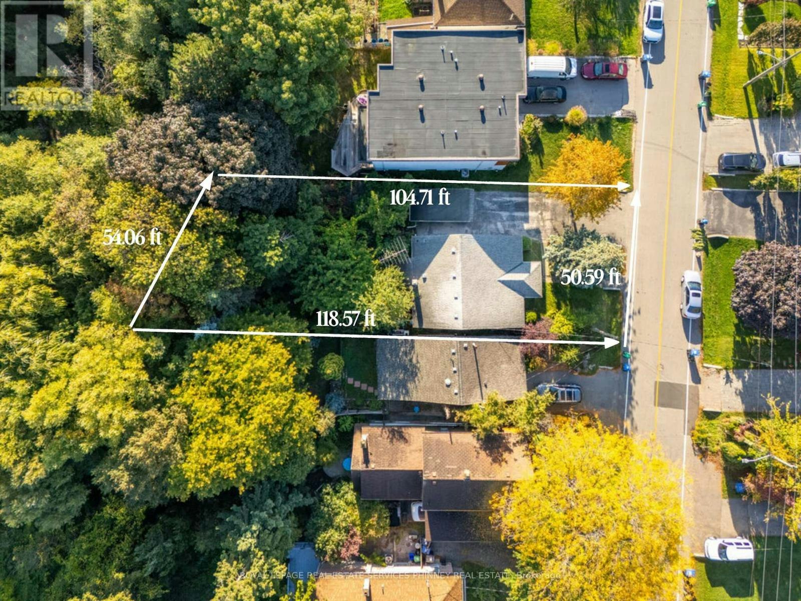 945 Beechwood Avenue, Mississauga, ON, L5G 4E3