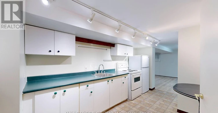 BASEMENT-390 Roehampton Avenue, Toronto, ON, M4P 1S4 - 5